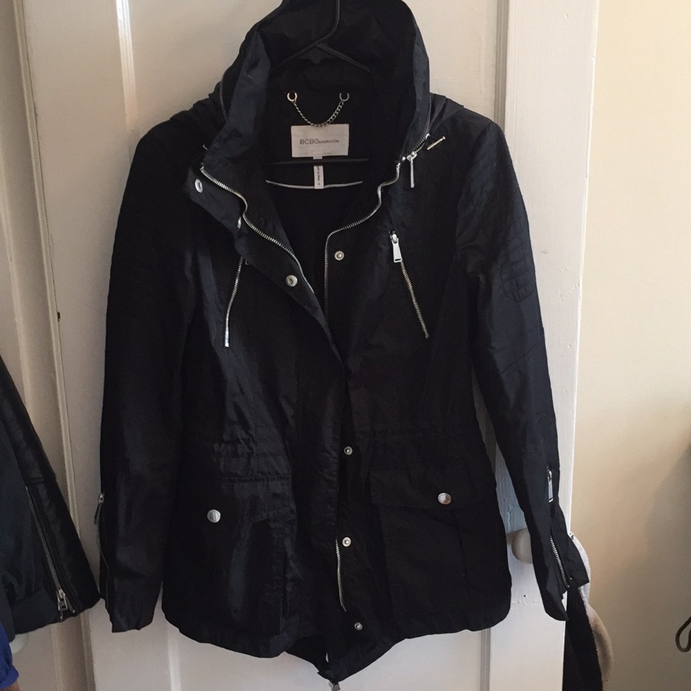 BCBG Generation Rain Coat. Small. Cinch waist.